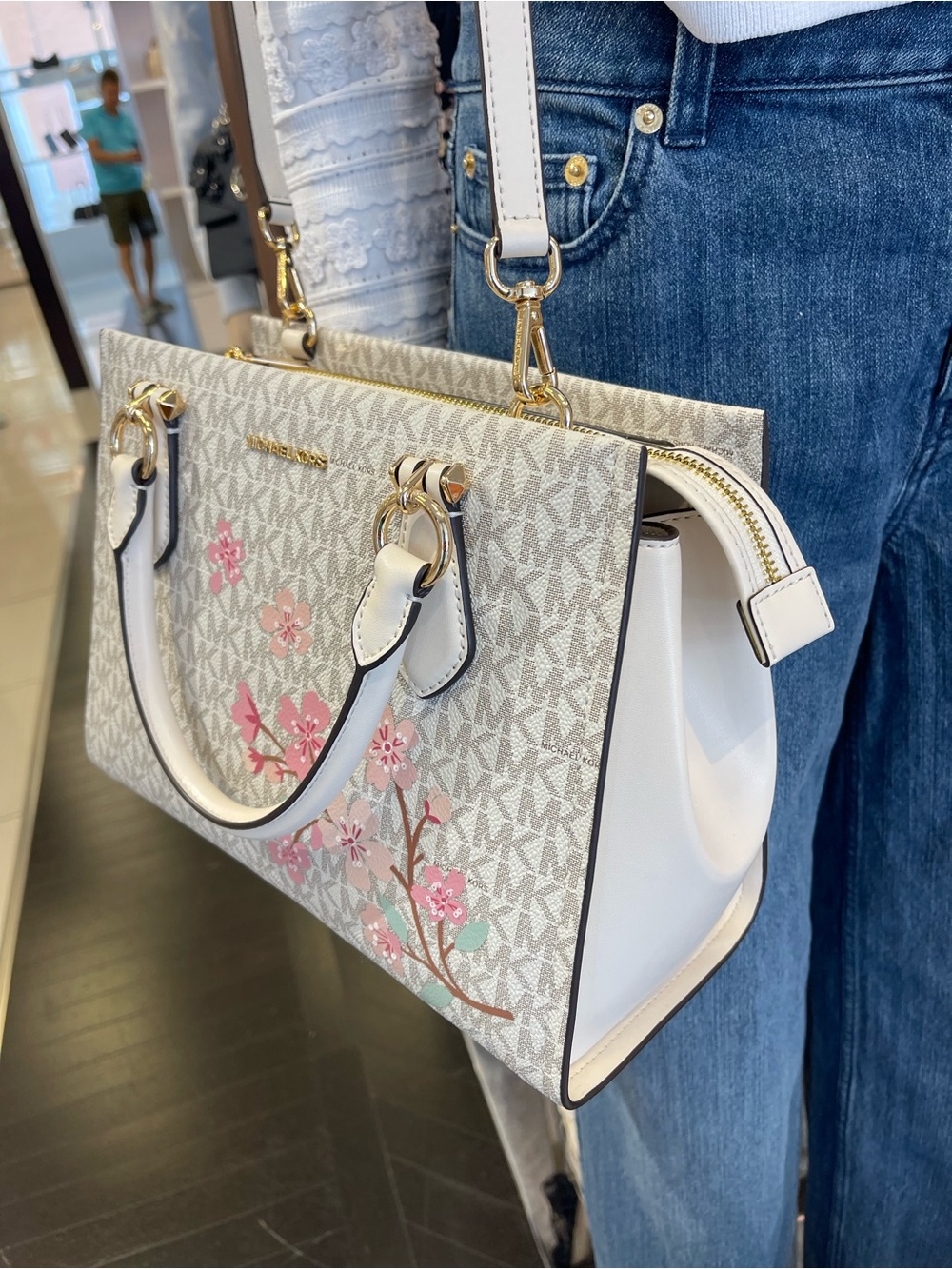 MICHAEL KORS Marilyn Md Embellished Signature Logo Satchel
Lt Cream Multi 
NWT - Picture 5 of 16